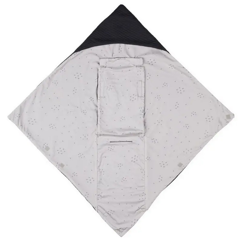 2694689194_w640_h640_2694689194